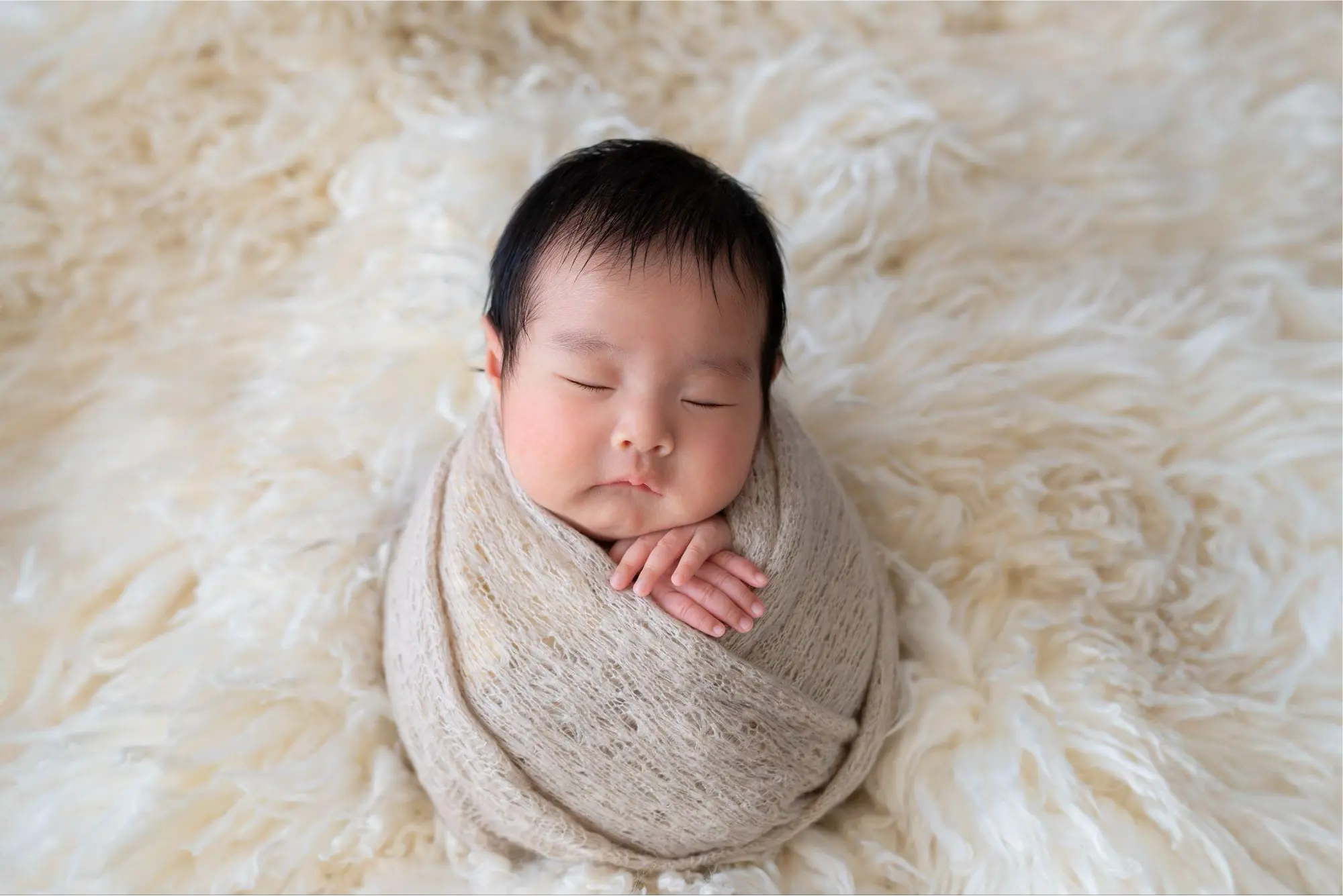 大切な新しい命との出会い
          新しい家族を迎える喜びと
          産まれてきてくれてありがとうの
          気持ちが伝わる写真を届けます。